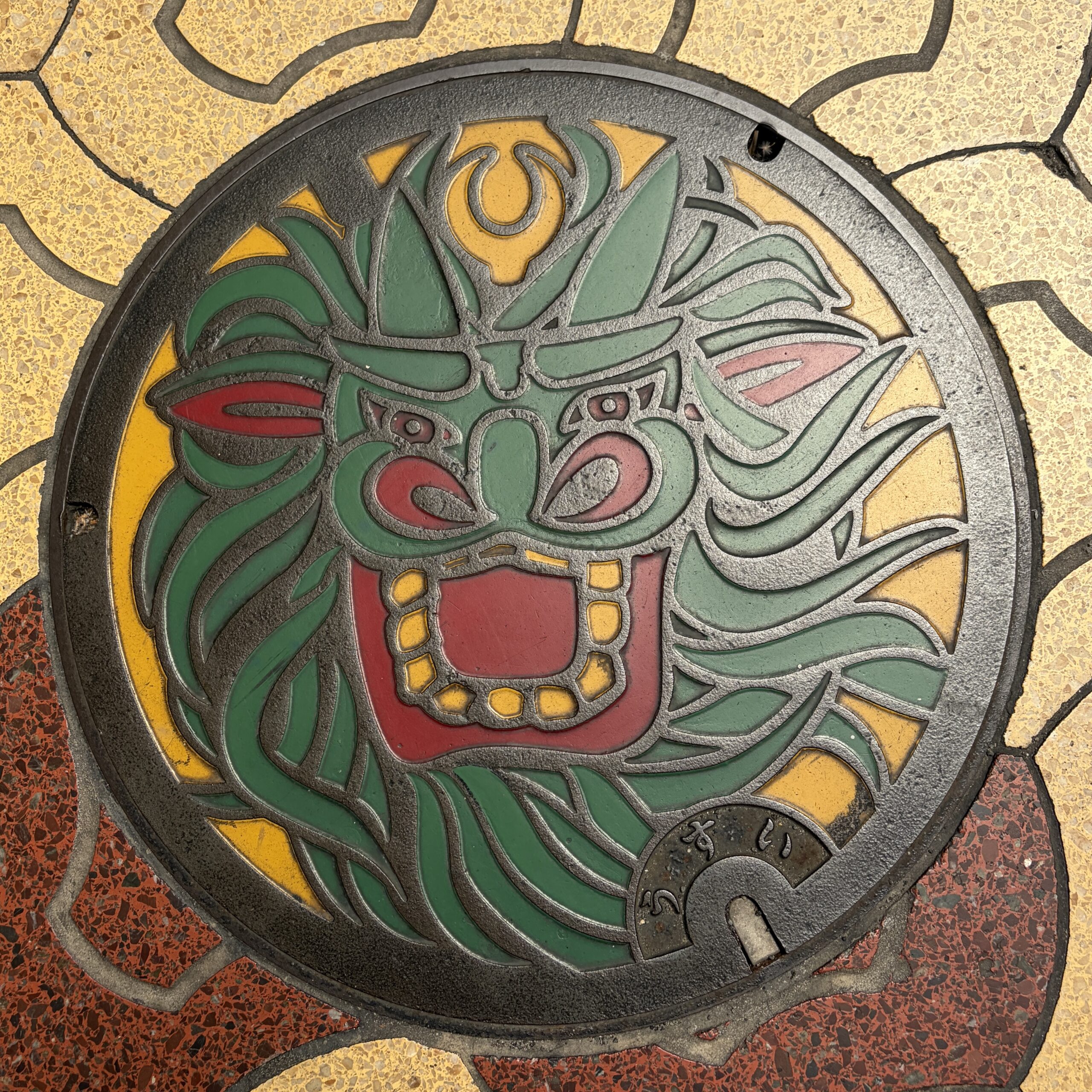牛鬼のマンホール